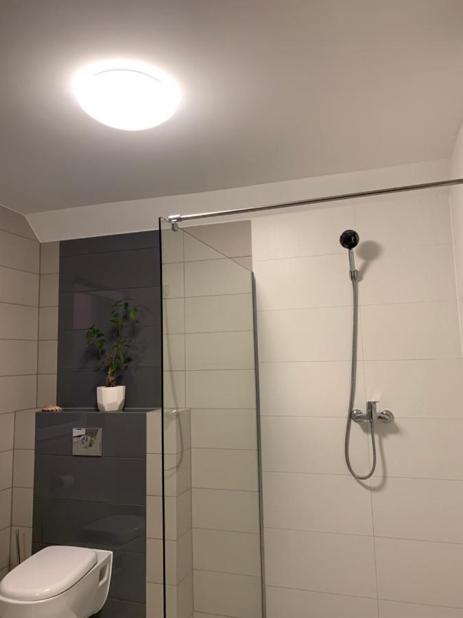 48C Domki Letniskowe I Apartament 포비에로보 외부 사진