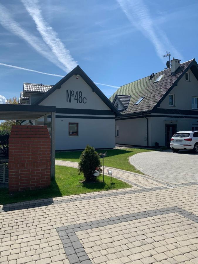 48C Domki Letniskowe I Apartament 포비에로보 외부 사진