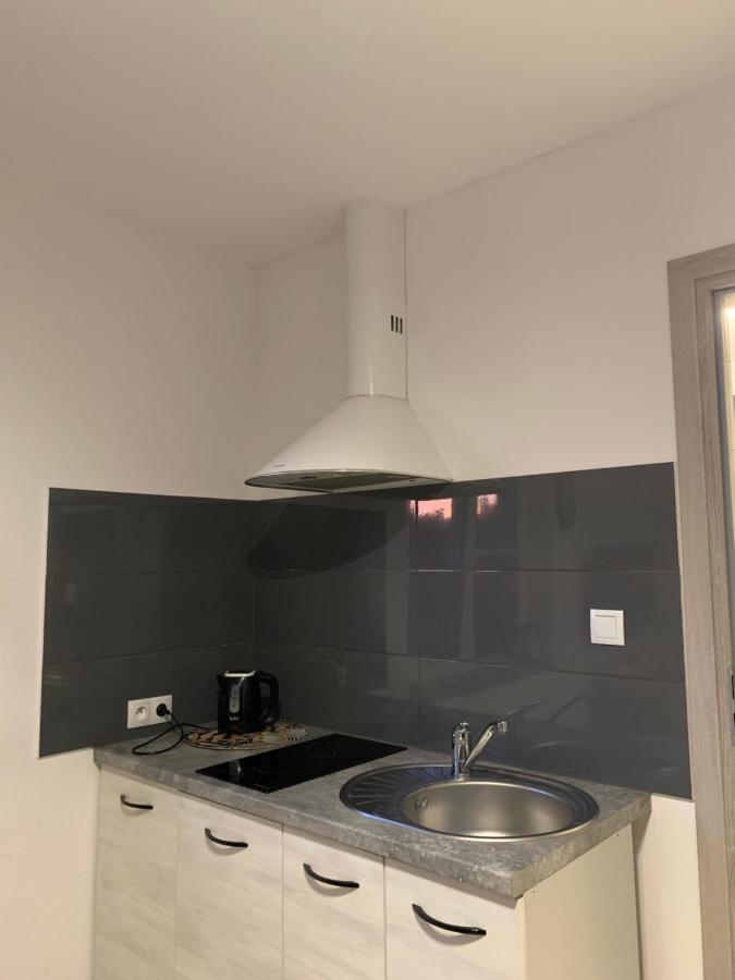 48C Domki Letniskowe I Apartament 포비에로보 외부 사진