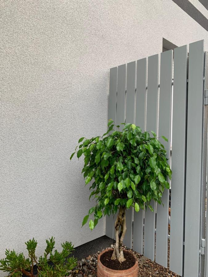 48C Domki Letniskowe I Apartament 포비에로보 외부 사진